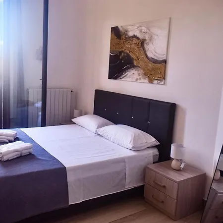 Lulu Apartman *