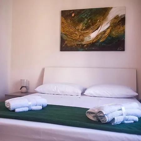 Lulu Apartment *
