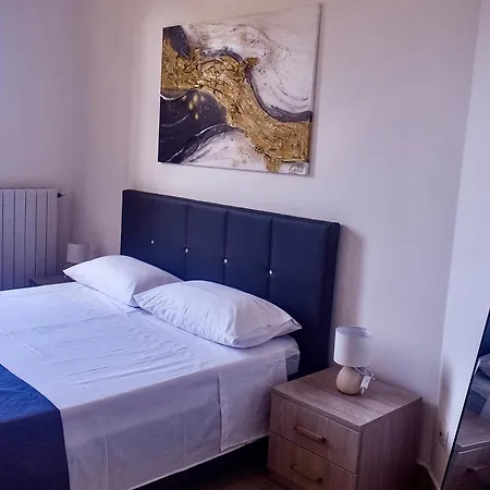 Lulu Apartment